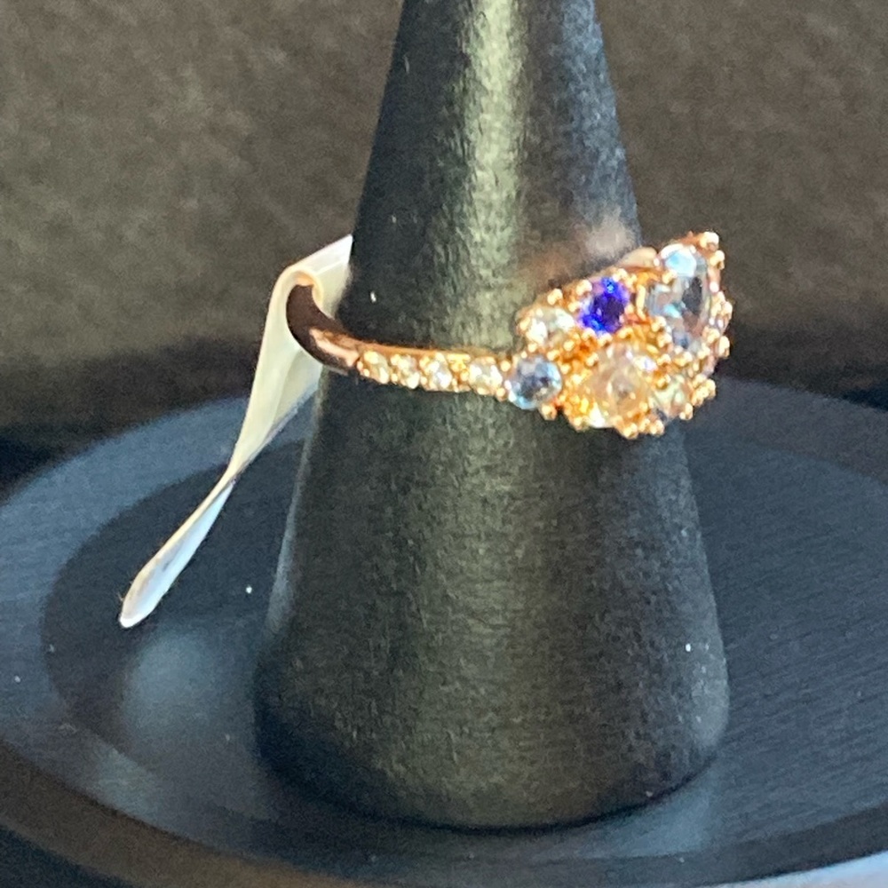 Stunning Gems - Picture 3 of 4